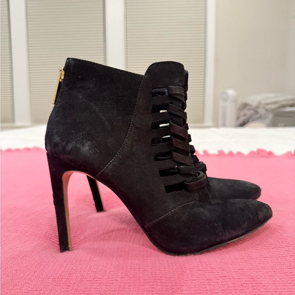 BCBG Black Heeled Boots with Stiletto Heel and Lace-Up Design